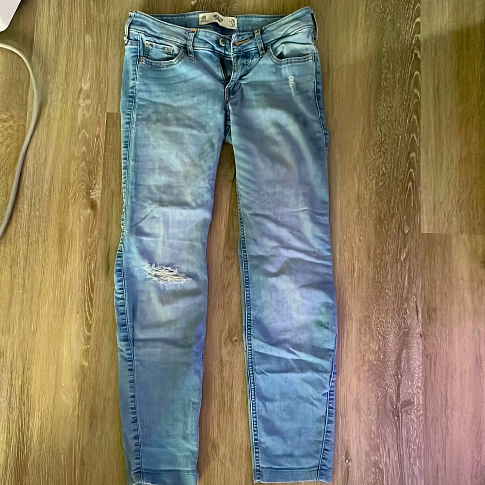 Hollister blue skinny jeans w26 L32 3R (low rise)